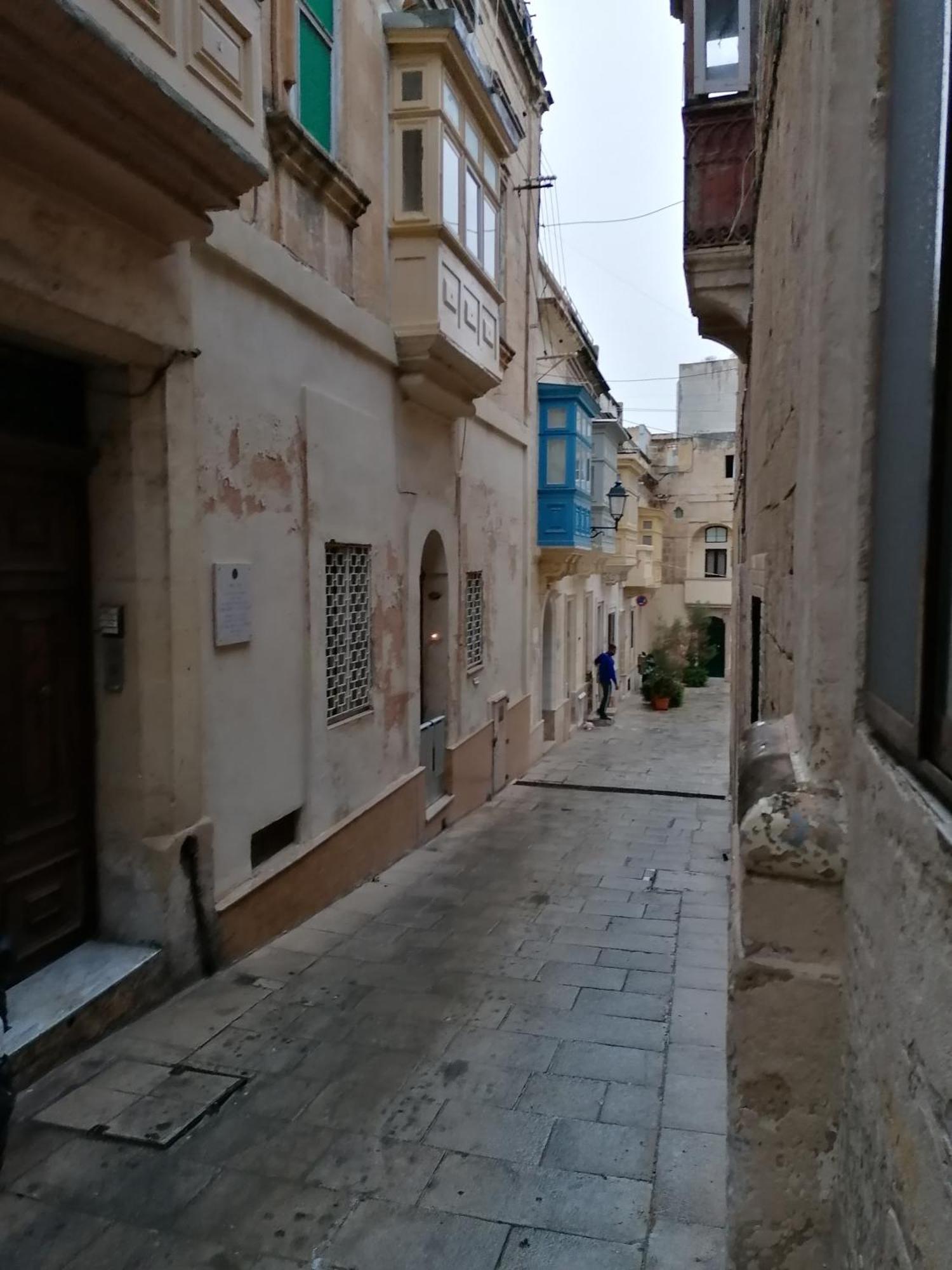 Old Refurbished Apartment In Bormla Cospicua エクステリア 写真